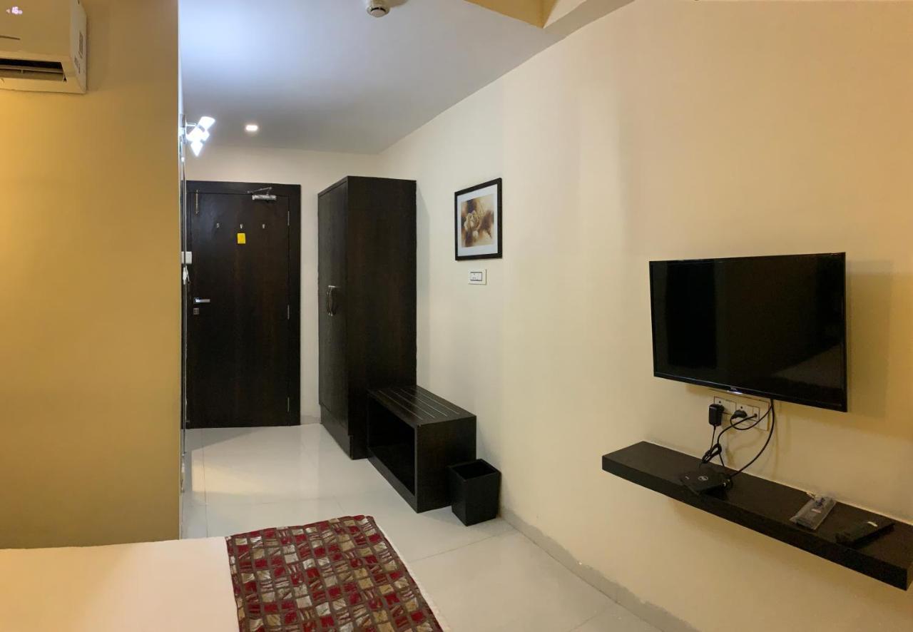 Hotel Singh'S By Wb Inn, Vashi, Nova Bombaim Exterior foto