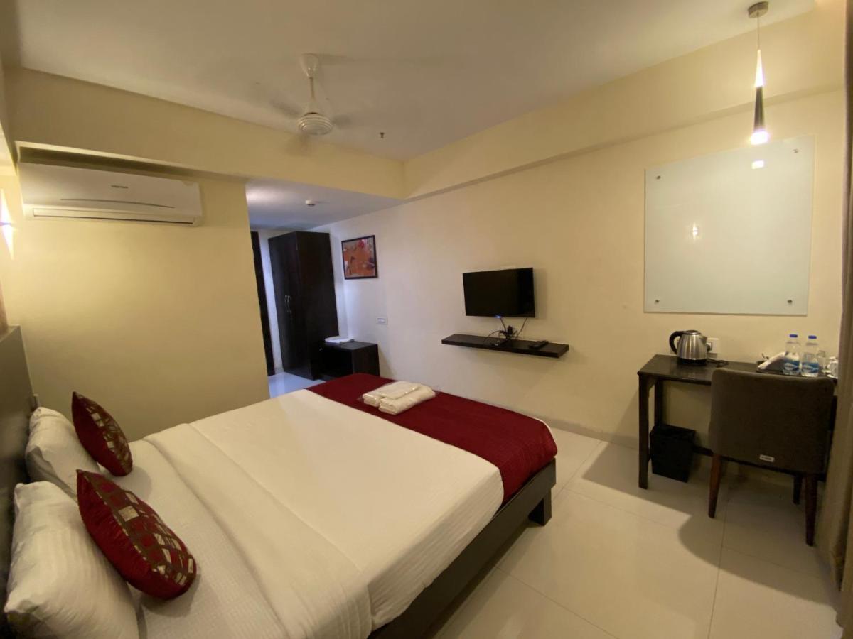 Hotel Singh'S By Wb Inn, Vashi, Nova Bombaim Exterior foto