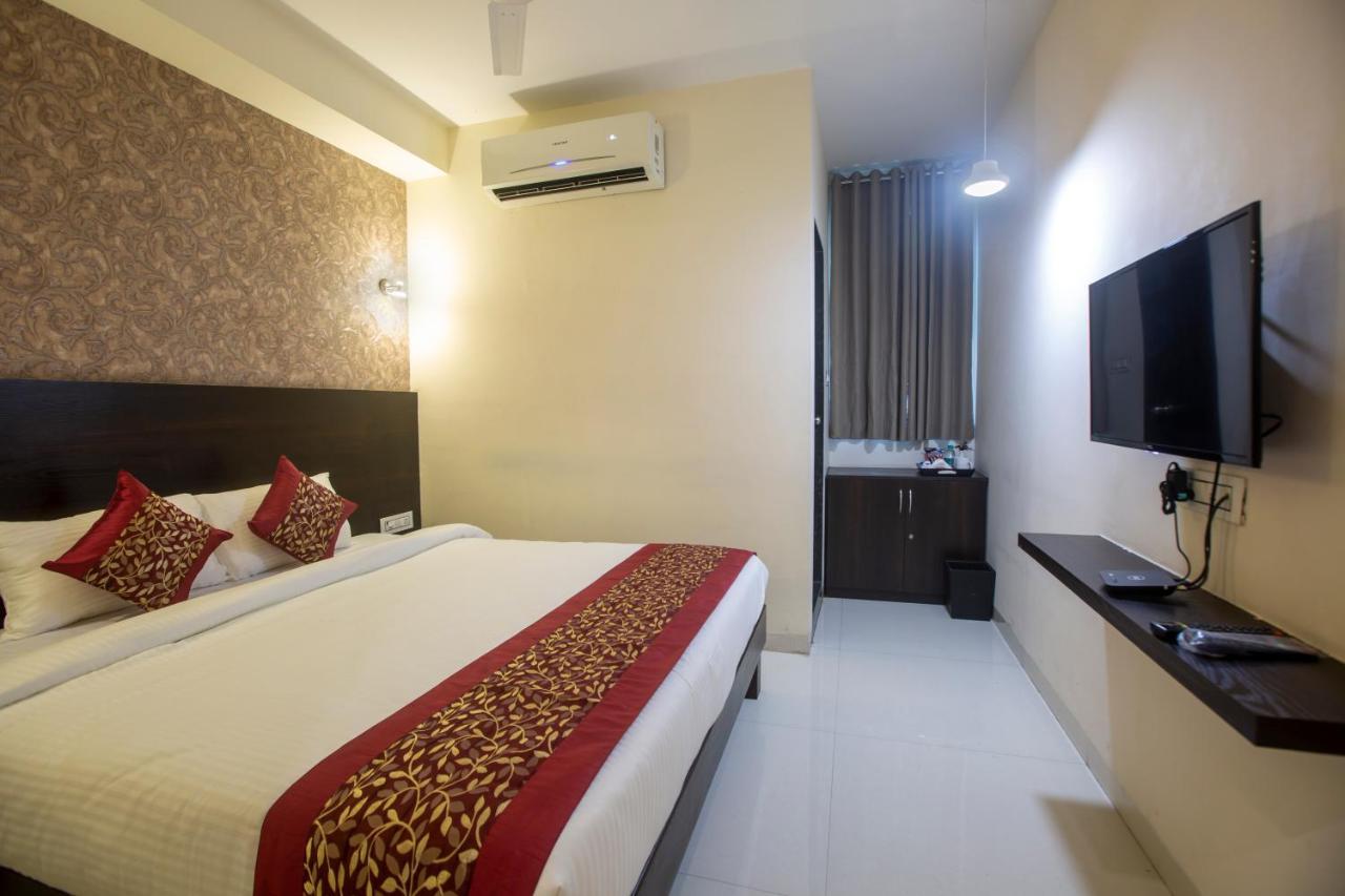 Hotel Singh'S By Wb Inn, Vashi, Nova Bombaim Exterior foto